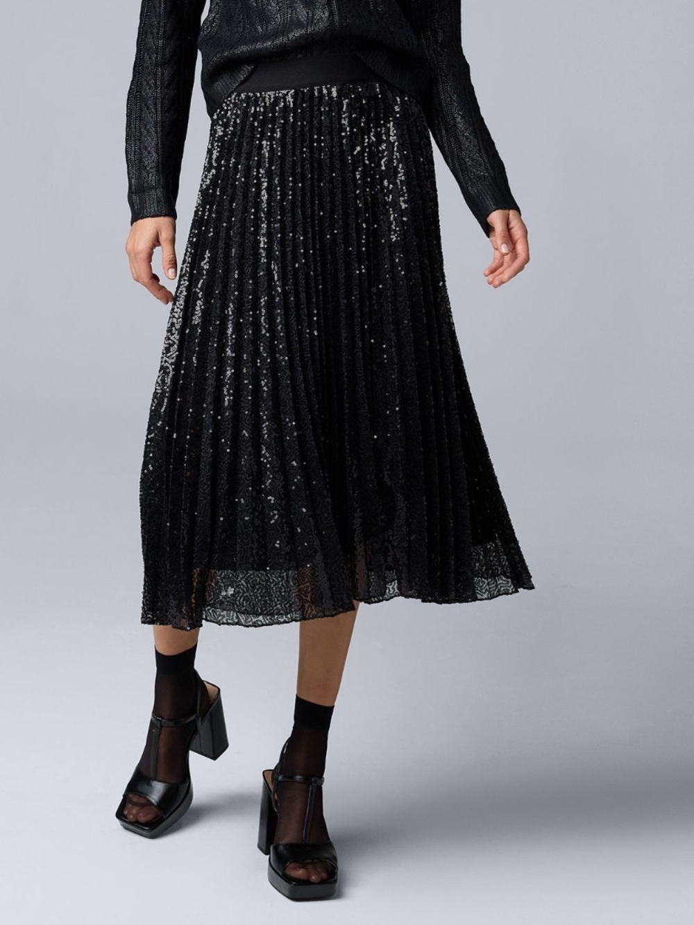 EVER NEW Black Sequined Pleated Midi Skirt Size 12 Party Holiday Event NYE